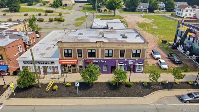 456 Broadway, Monticello
