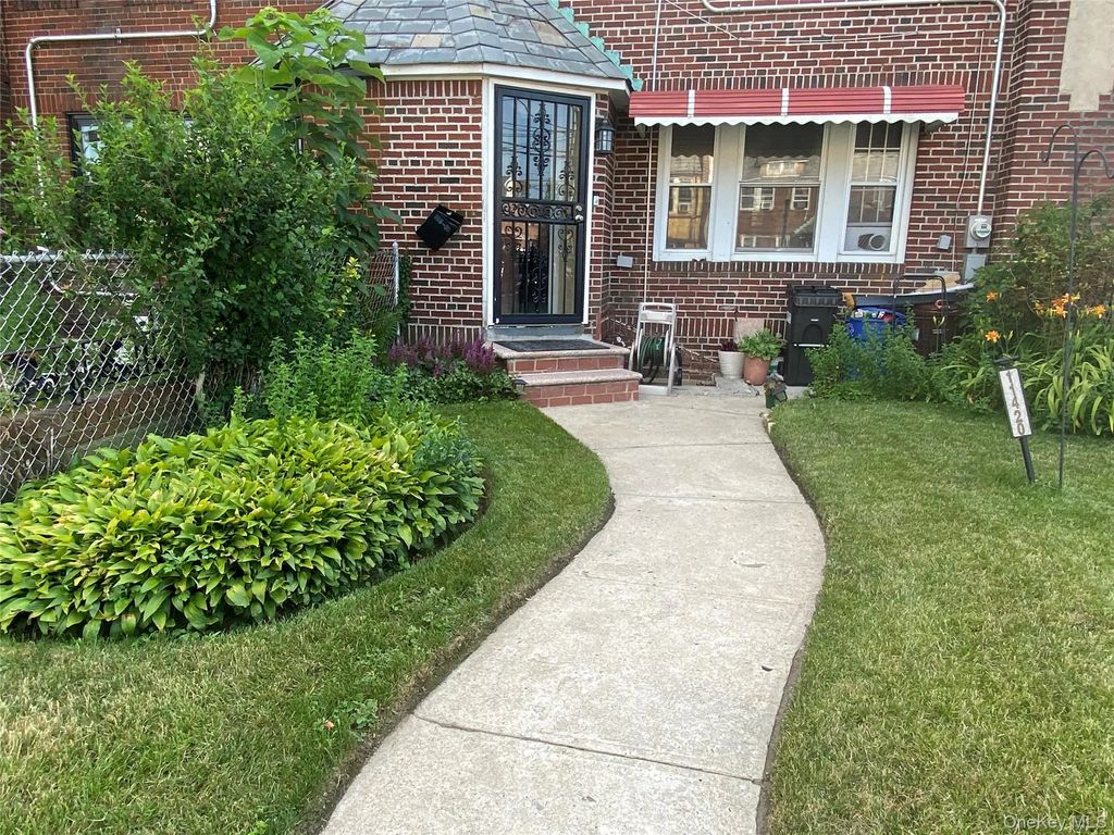11420 201st Street, Saint Albans
