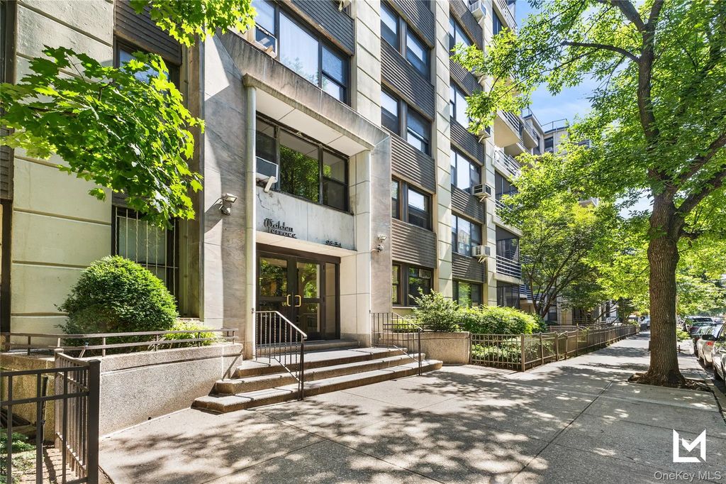 98-34 63rd Drive # 4j, Rego Park