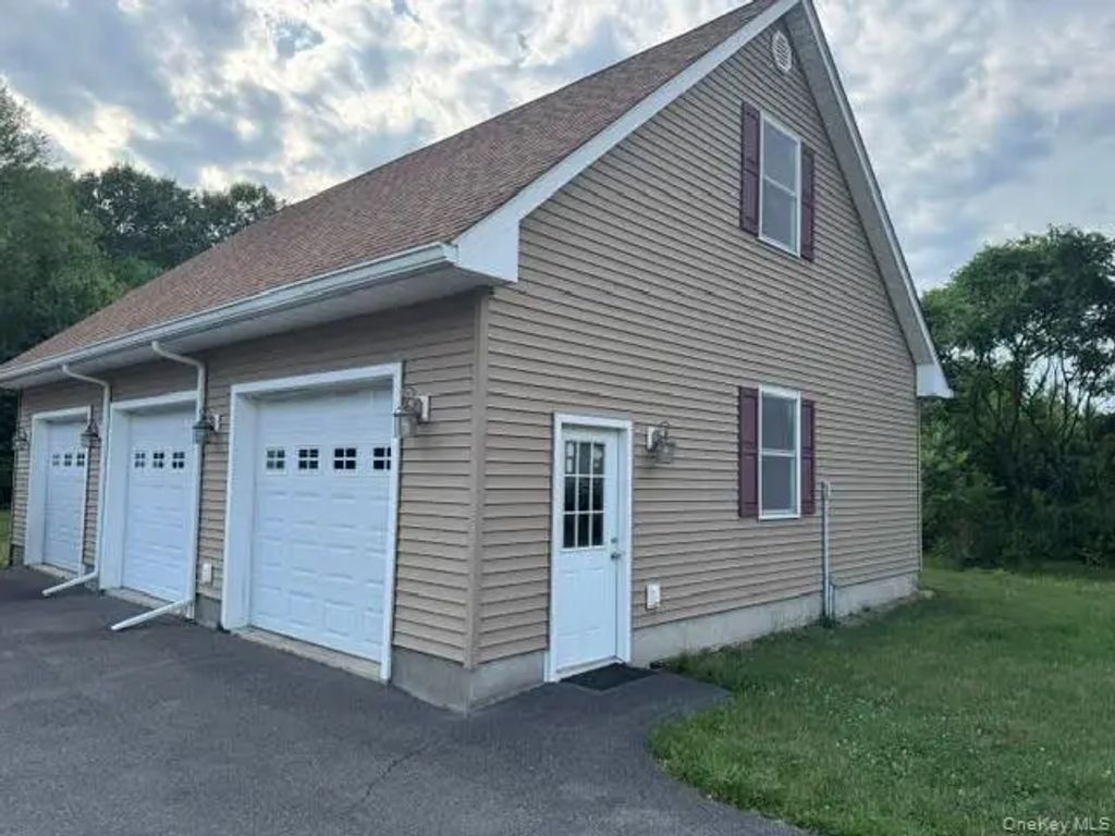 43 A S Ohioville Road # Garage, New Paltz