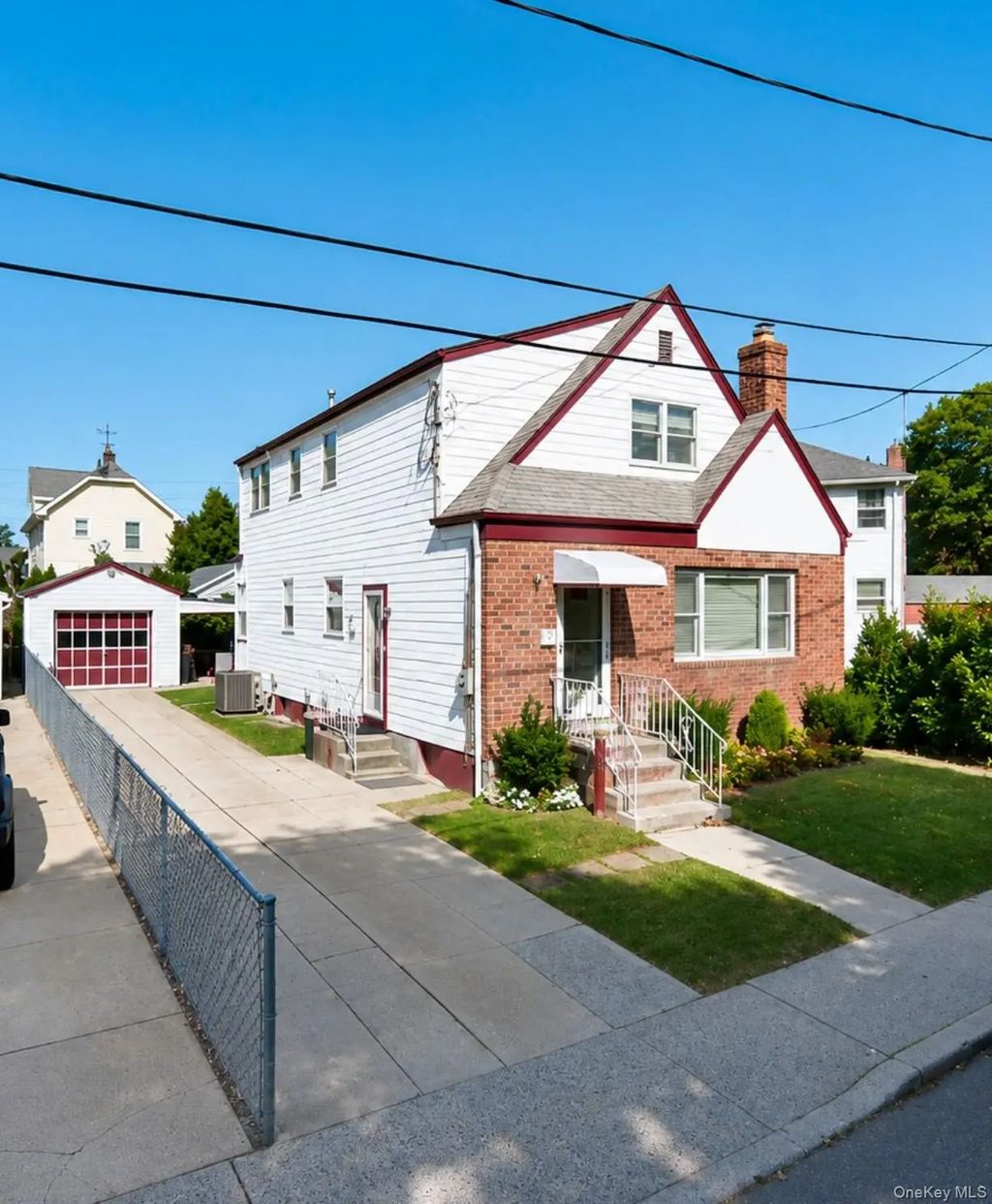 17 Main Street, Floral Park