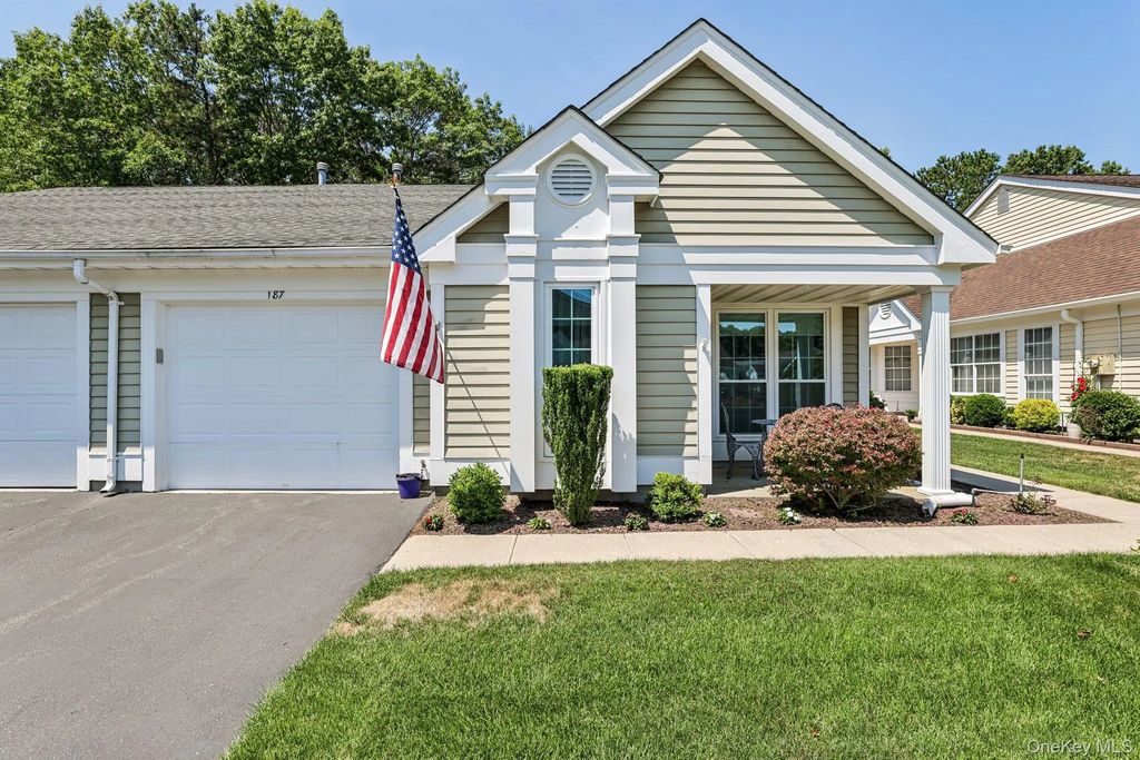 187 Glen Drive, Ridge