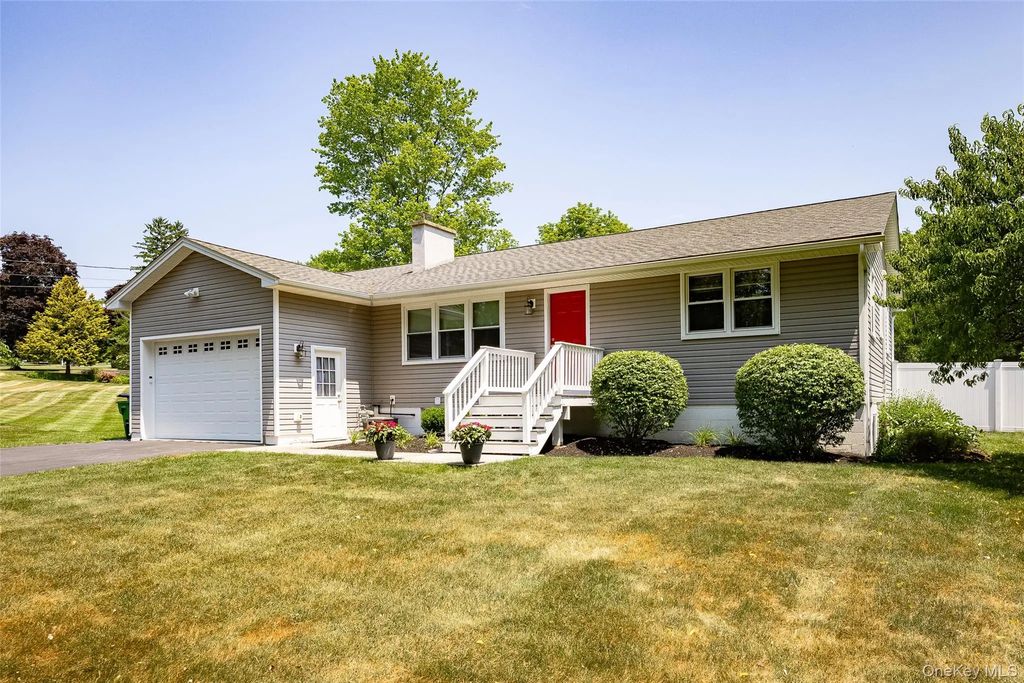 12 Hi View Road, Wappingers Falls
