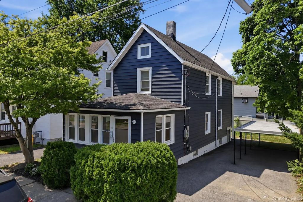 13 Muller Avenue, Highland Falls