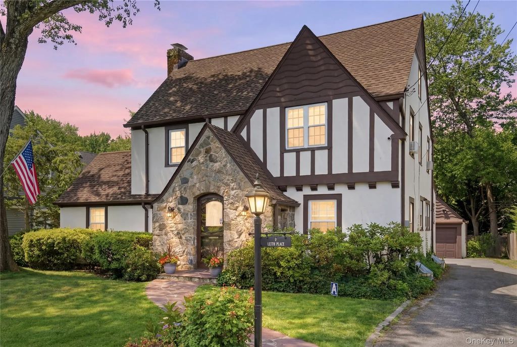 9 Leith Place, White Plains