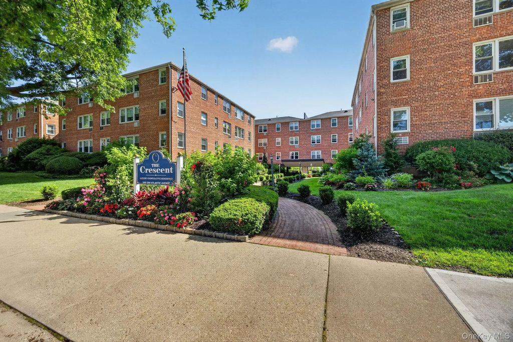 290 Atlantic Ave # 225, East Rockaway