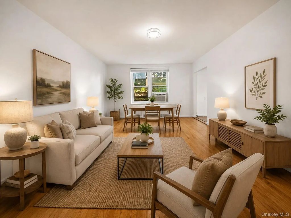 444 Middle Neck Road # 1r, Great Neck