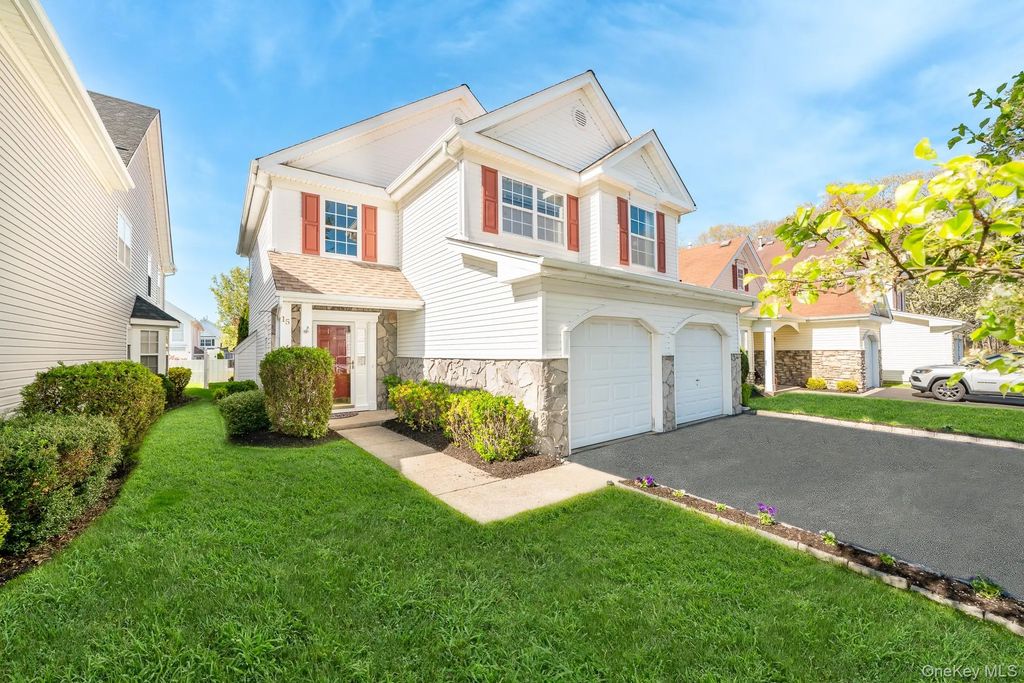 15 Sophia Drive, Middle Island