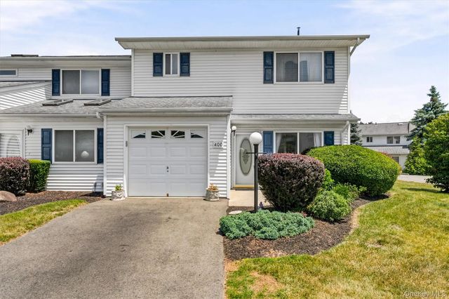 400 Plover Court, New Windsor