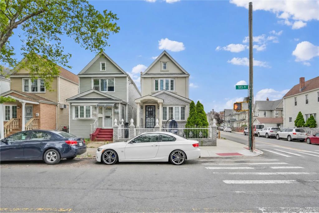 11019 103rd Avenue, Richmond Hill