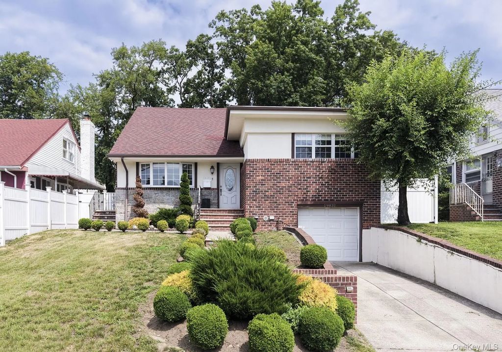 198-31 Pompeii Avenue, Holliswood
