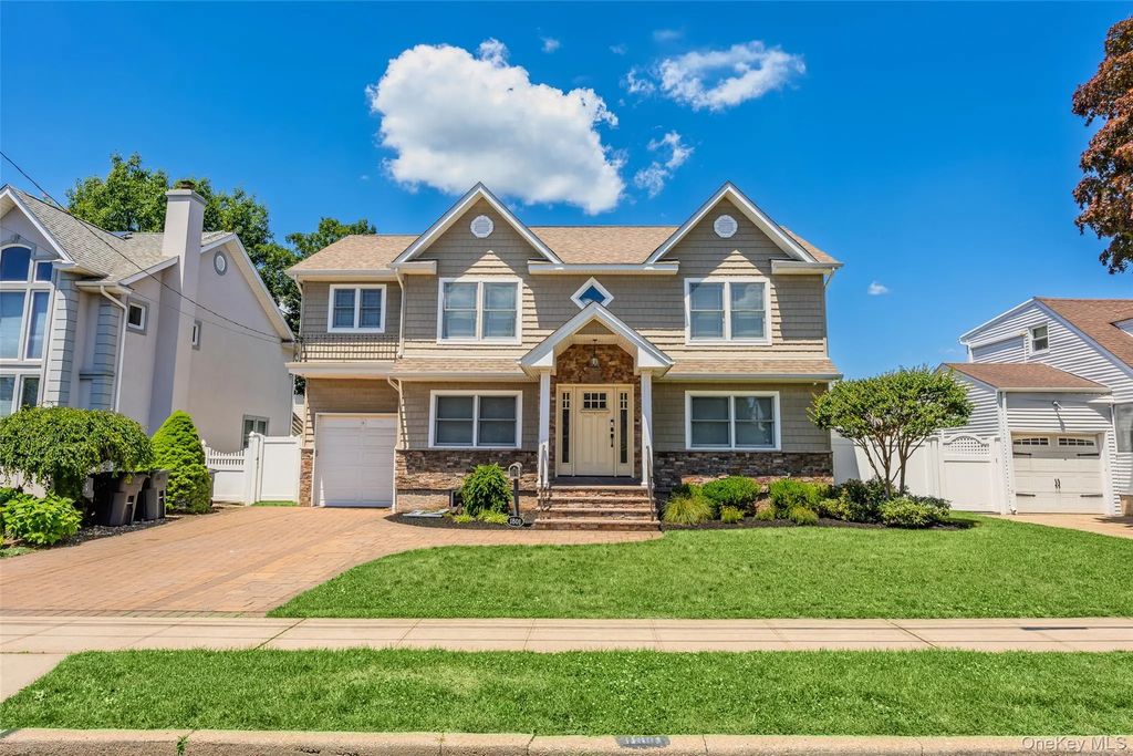 1801 Gerald Avenue, East Meadow
