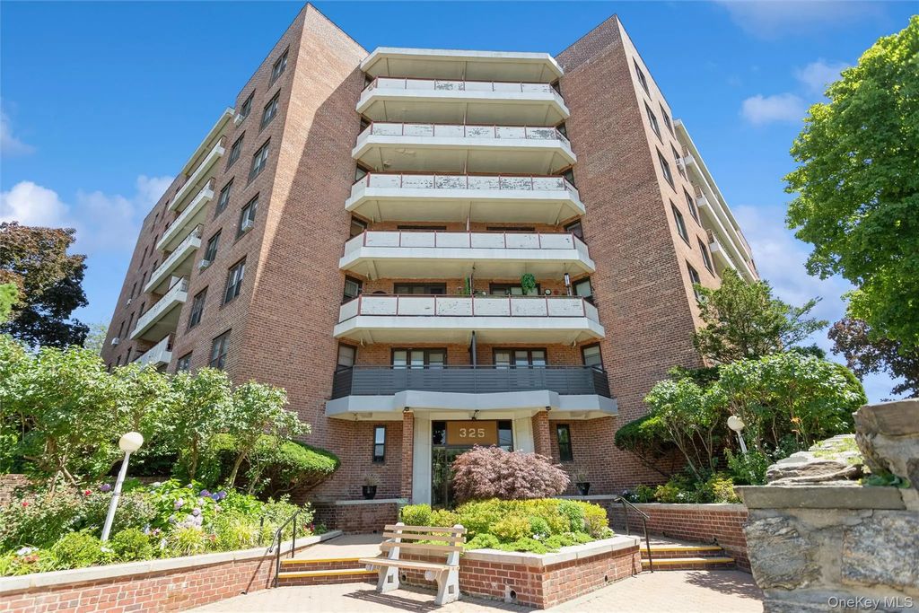 325 King Street # 3i, Port Chester