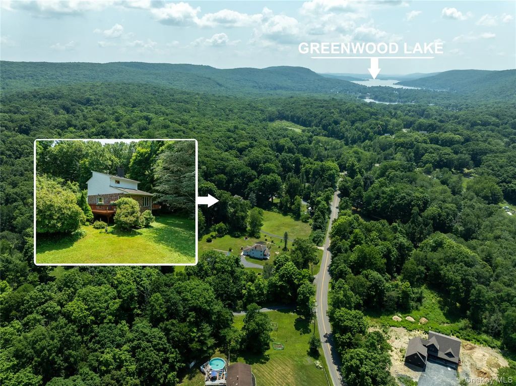 212 Old Dutch Hollow Road, Warwick