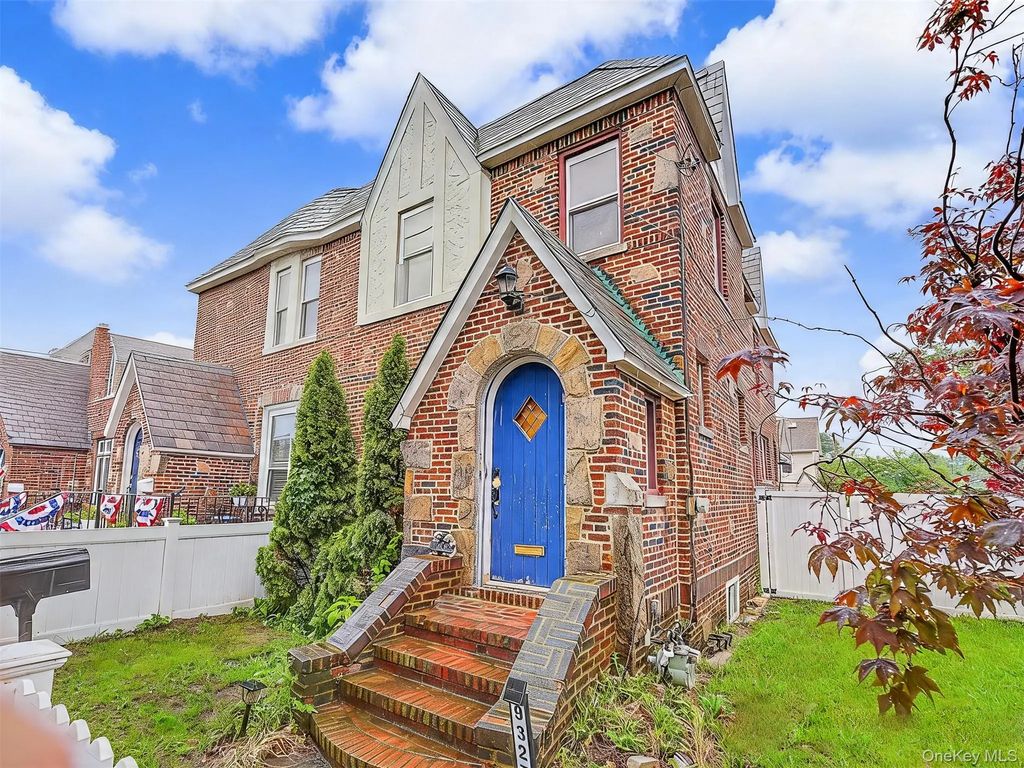 9327 244th Street, Floral Park