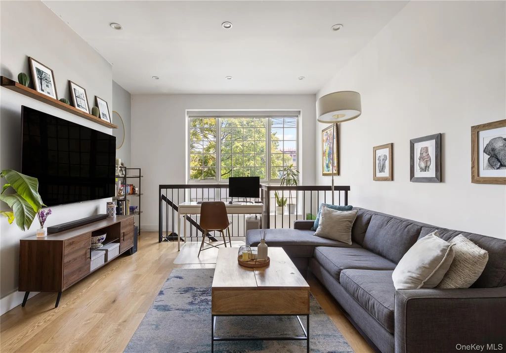 5-30 47th Avenue # 1a, Long Island City