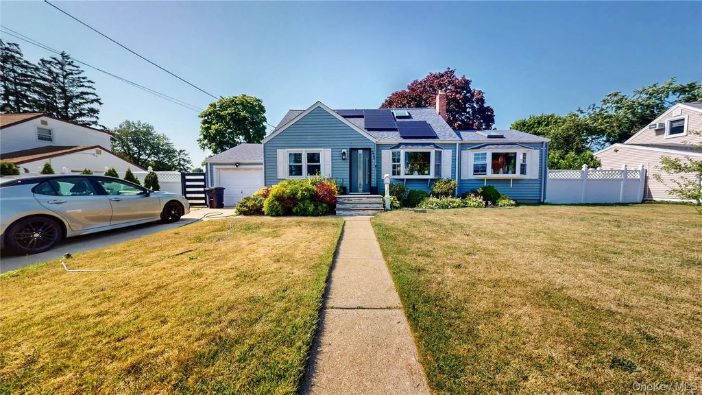 510 11th Street, West Babylon