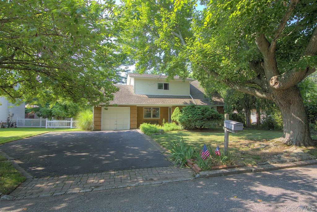 16 Brightview Drive, Rocky Point