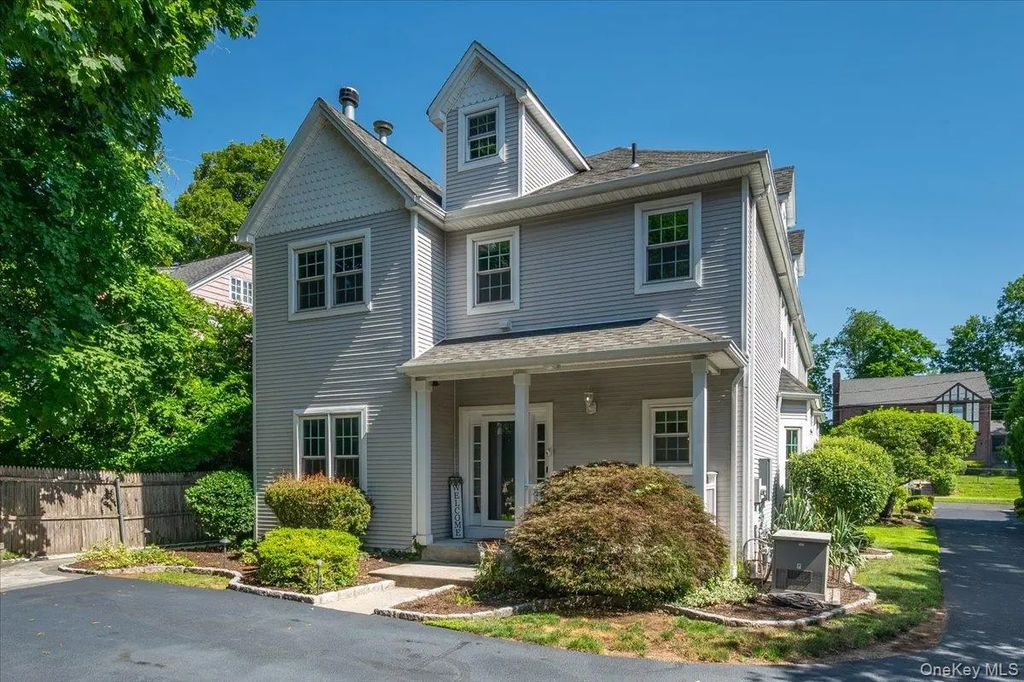 76 Smith Avenue, Nyack