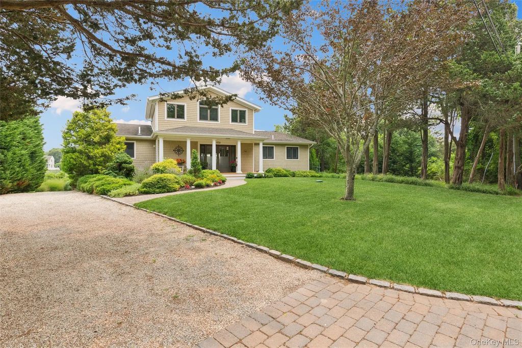 2245 Little Peconic Bay Lane, Southold