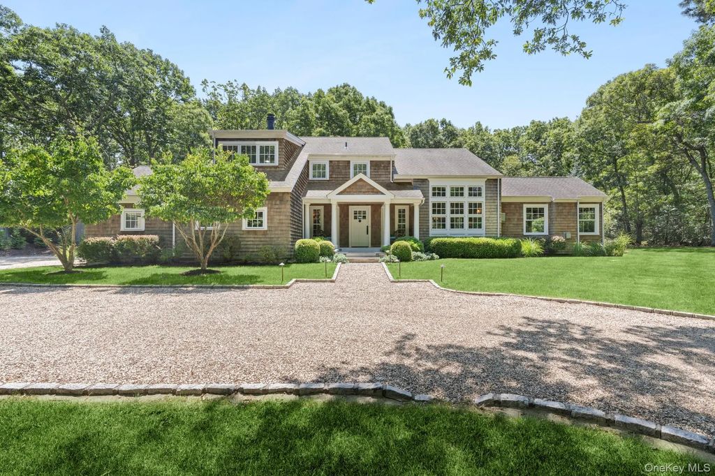 22 Spring Lane, Sag Harbor