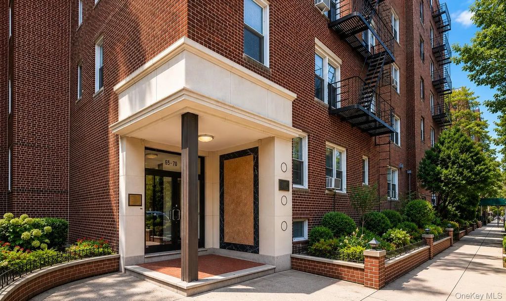 65-70 Booth Street # 5e, Rego Park