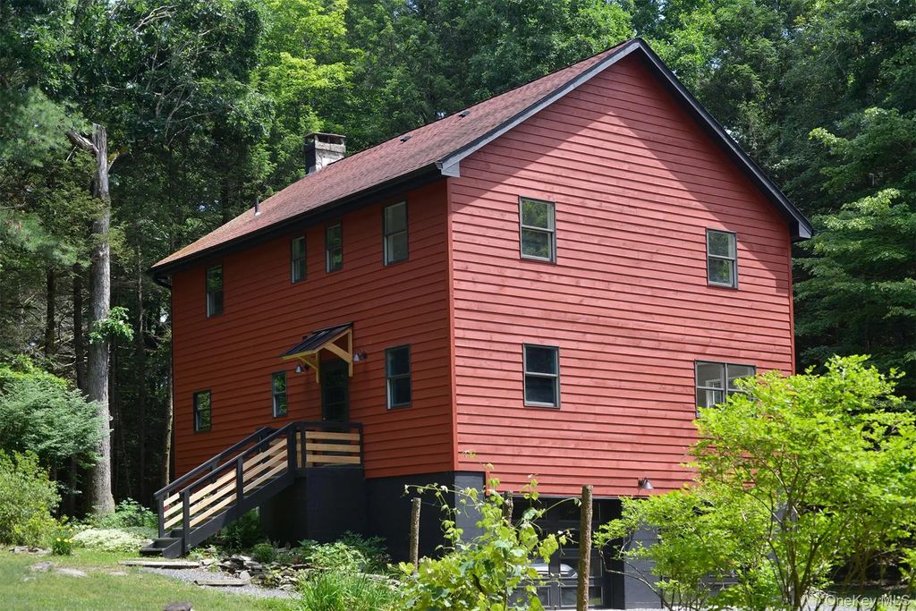 28 Mrs Franks Road, Saugerties