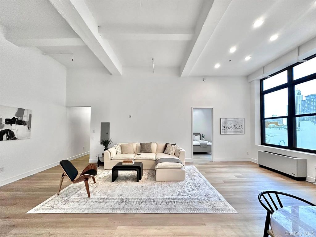 25 Leroy Place # 415, New Rochelle