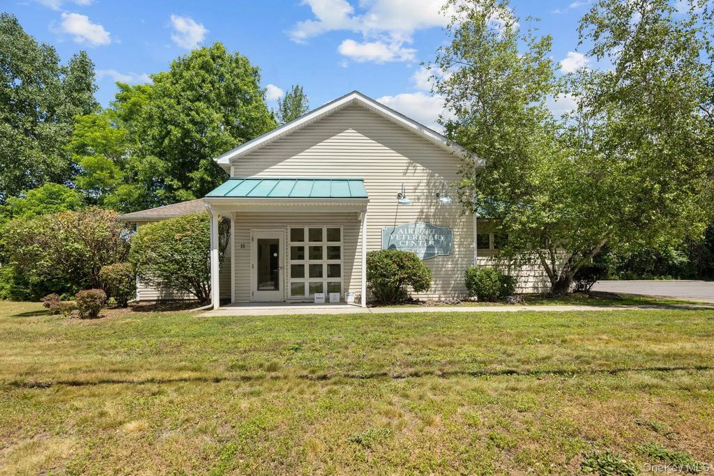11 Airport Drive, Wappingers Falls