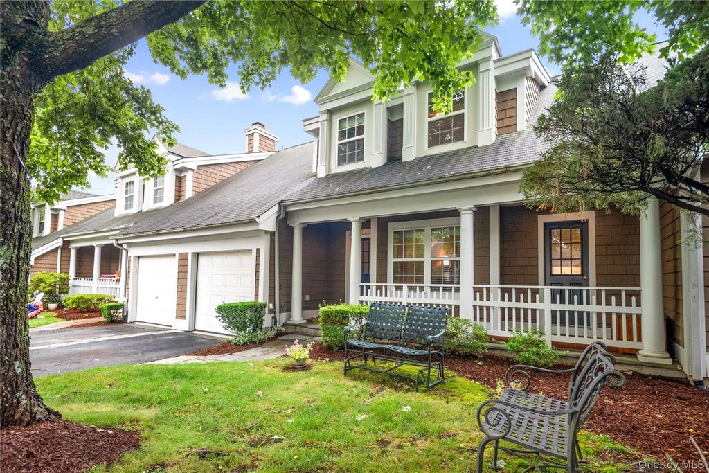 19 Winterberry Lane, Briarcliff Manor