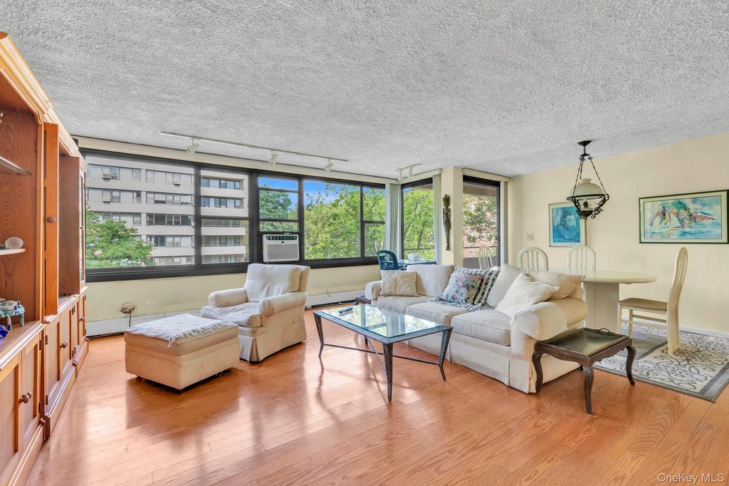 166-10 Powells Cove Boulevard # 5d, Beechhurst