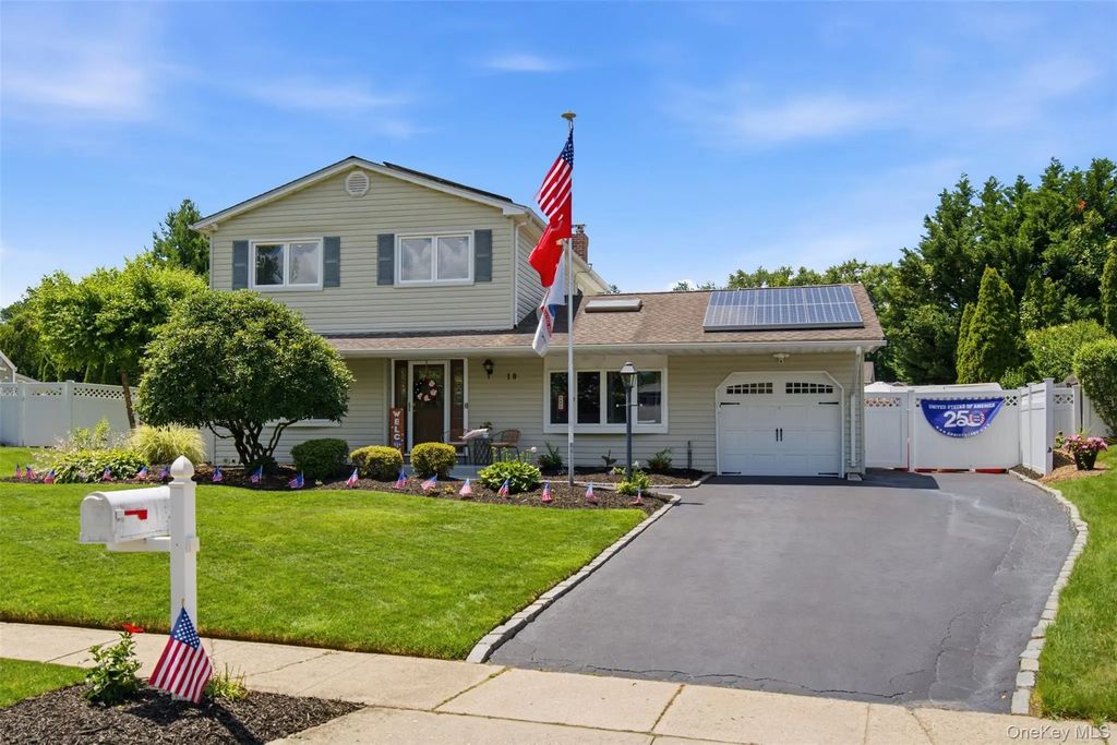 18 Executive Drive, Hauppauge