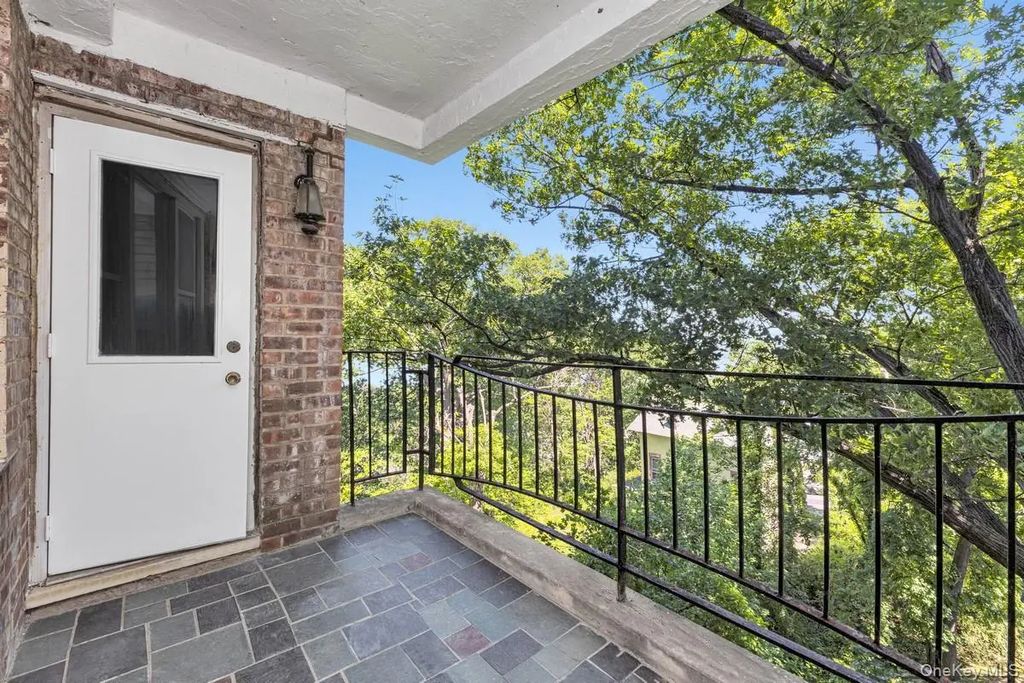 42 Pine Street 42 Pine Street # 6n, Yonkers
