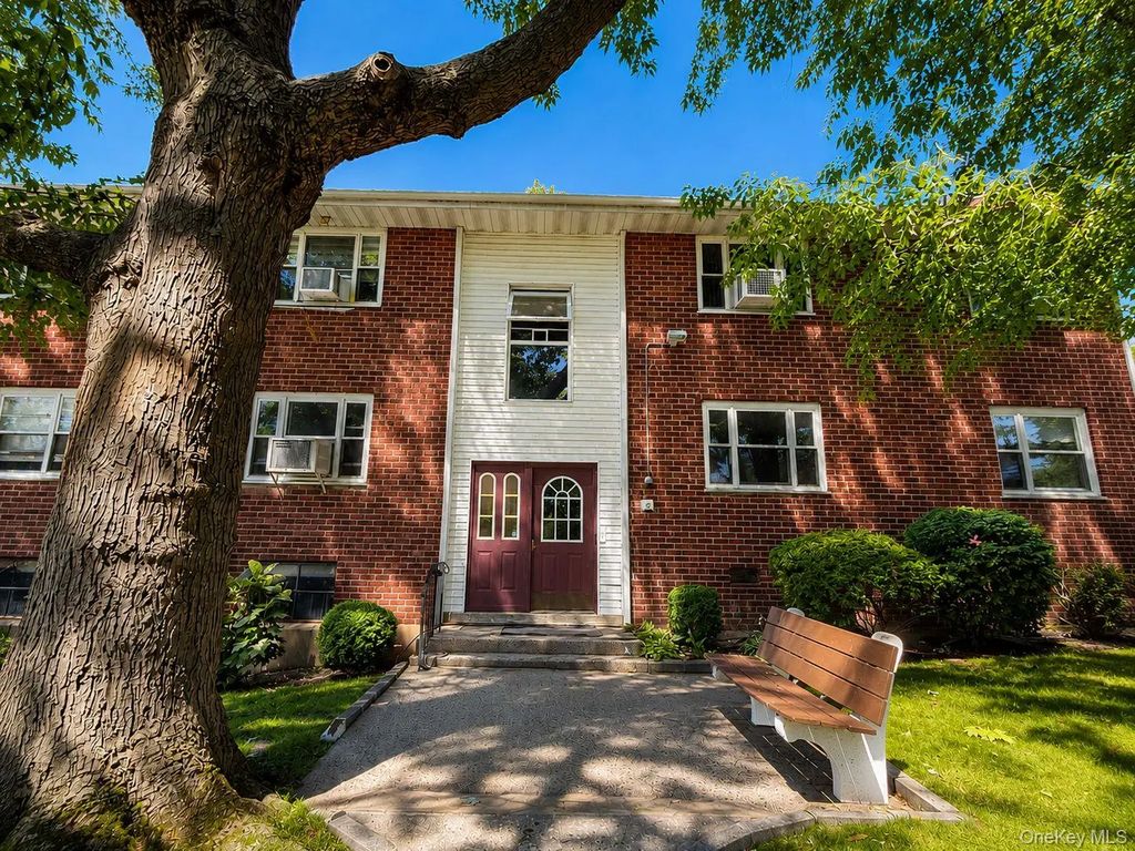 6 Dehaven Drive # 1e, Yonkers