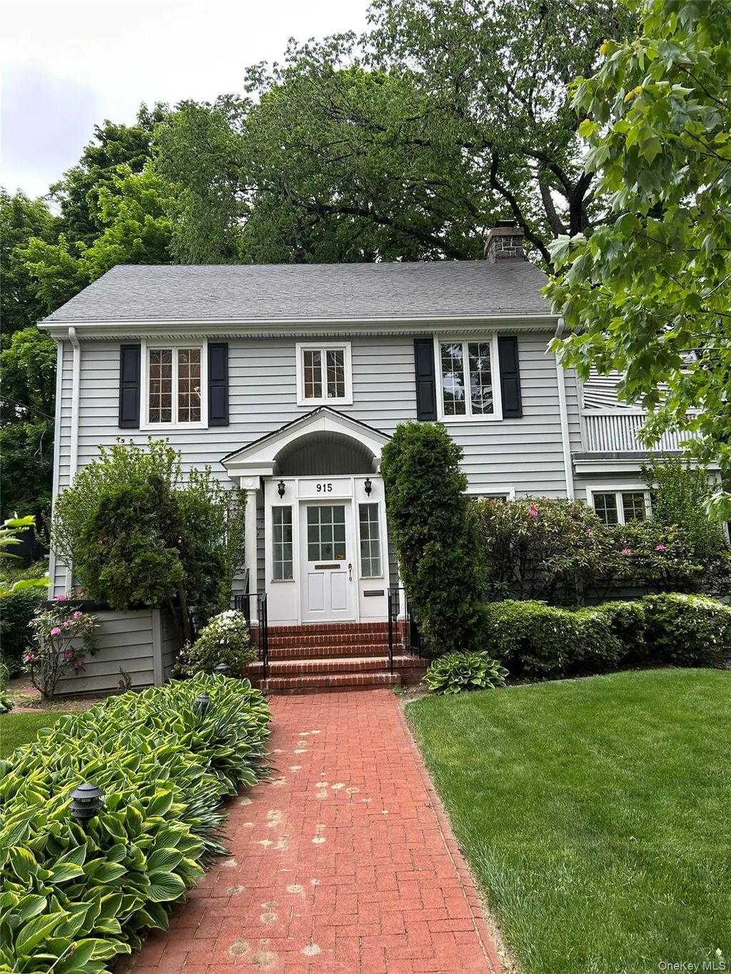 915 Palmer Road, Bronxville