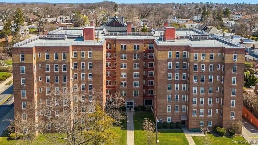 30-11 Parsons Boulevard # 2u, Flushing