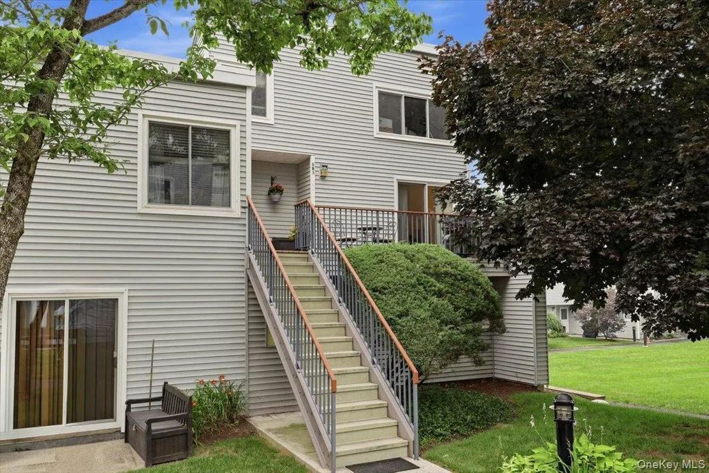 208 Harris Road # Gb3, Bedford Hills