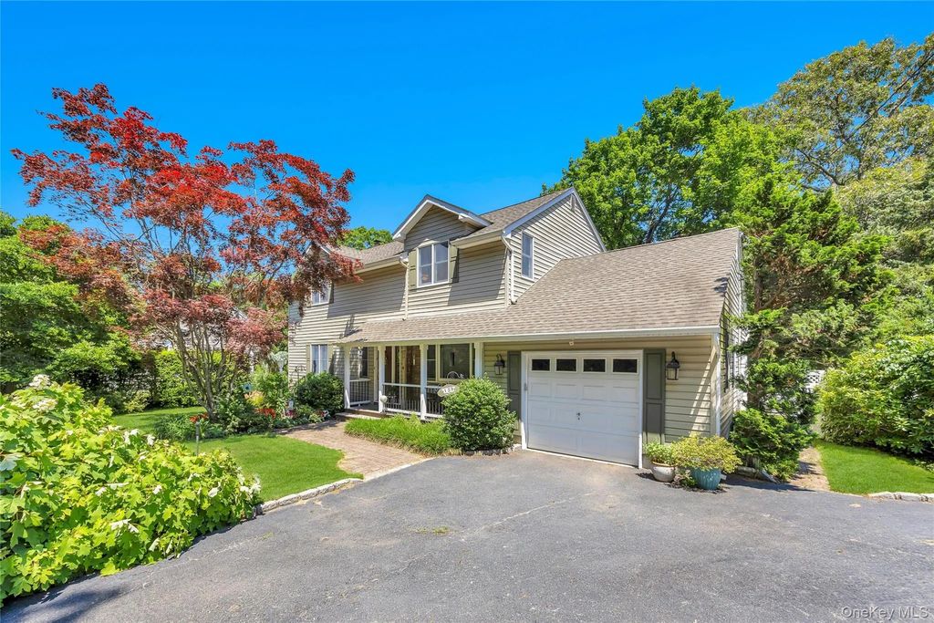 139 Wood Road, Centereach