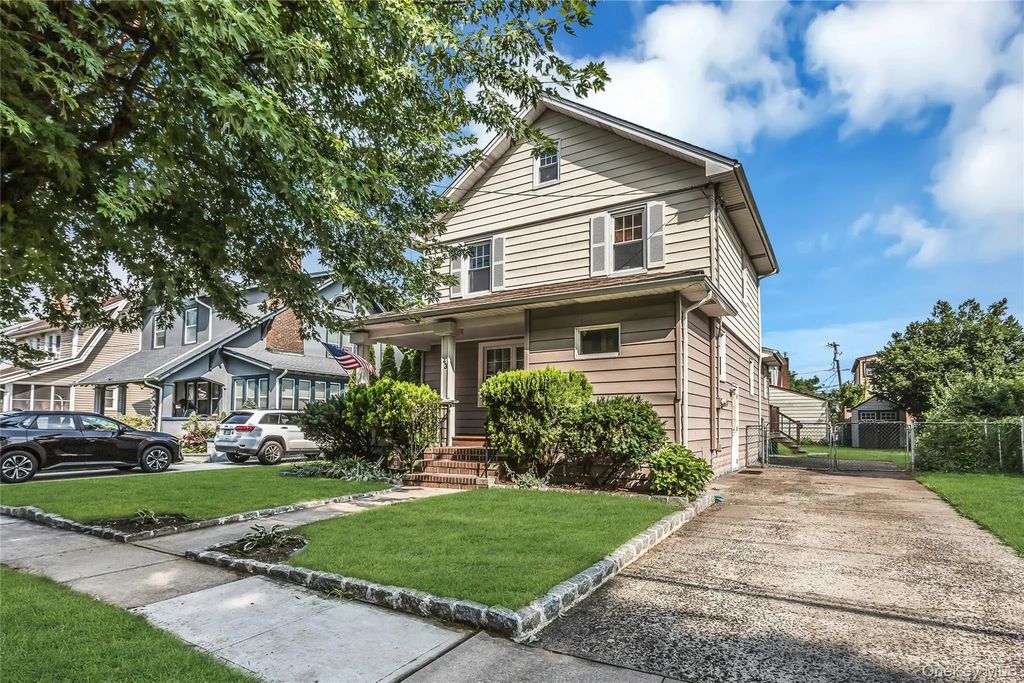 43 Elm Street, Lynbrook