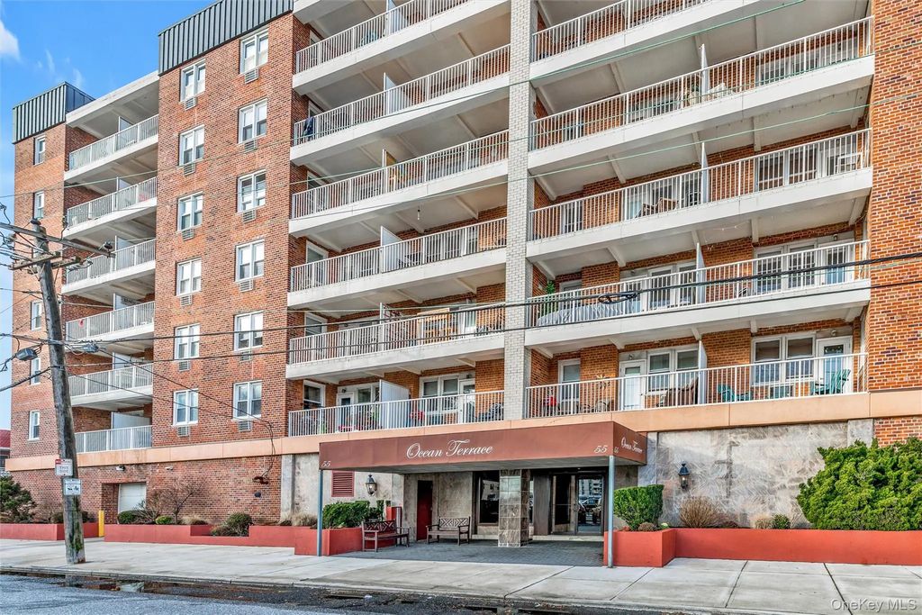 55 Monroe Boulevard # 4e, Long Beach