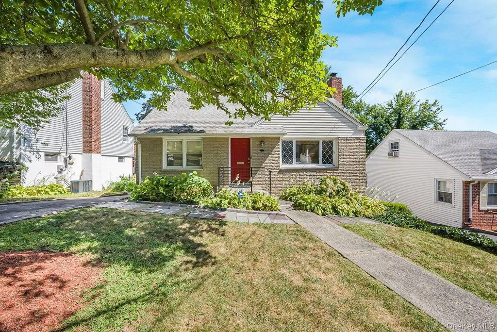 104 Lefferts Road, Yonkers