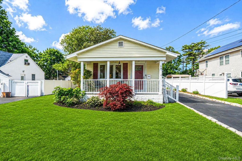 59 Northridge Street, Patchogue