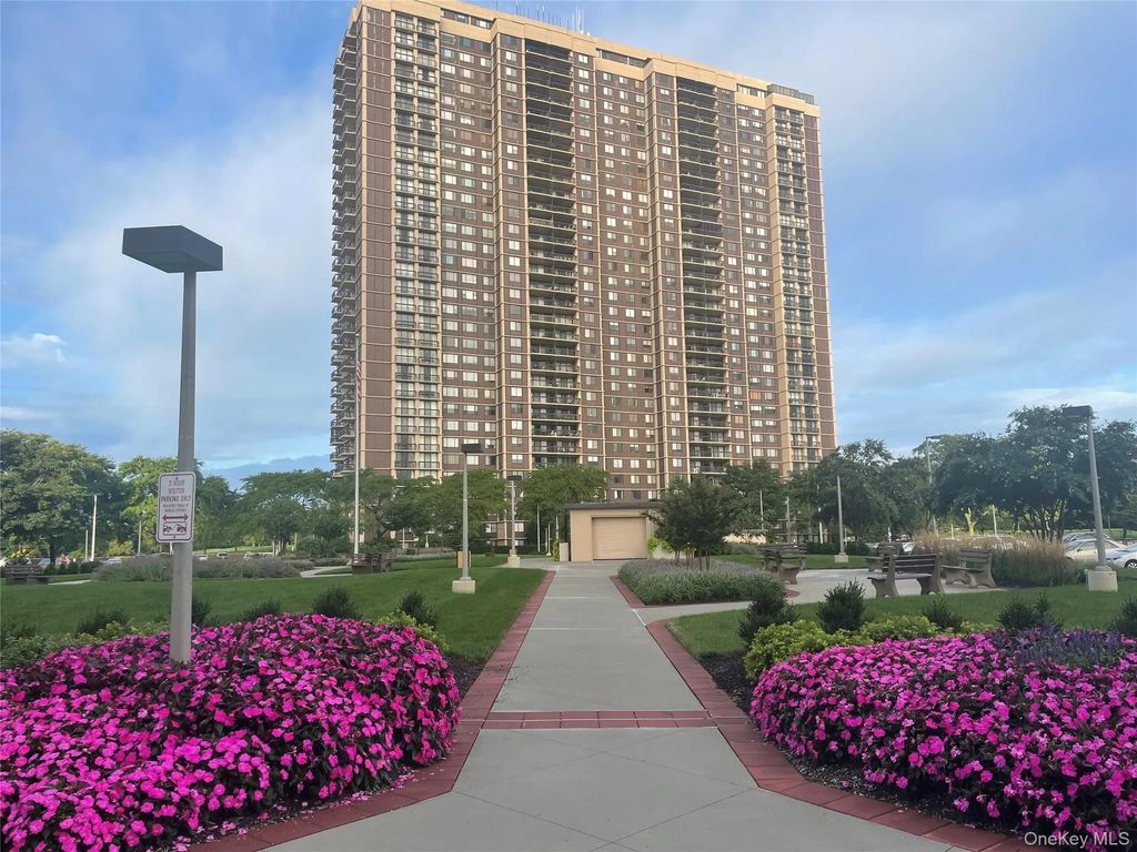 27010 Grand Central Parkway # 7g, Floral Park
