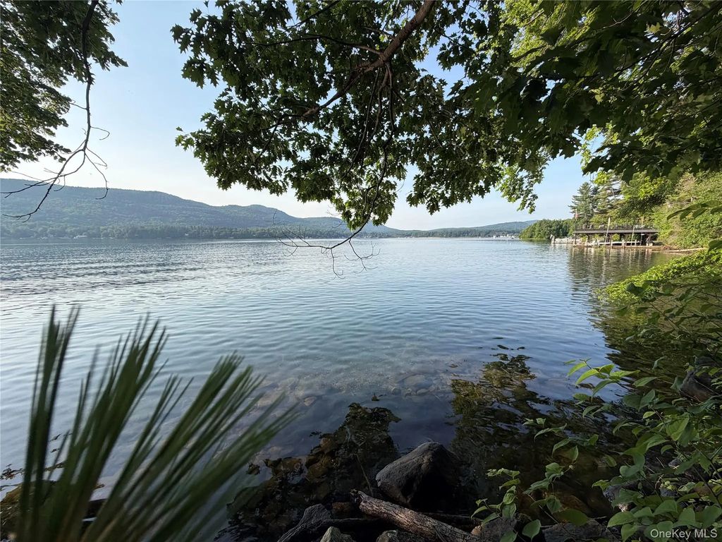 2978 Lakeshore Drive, Lake George