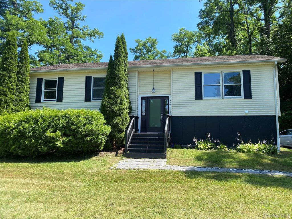 619 Creekside Road, Kingston