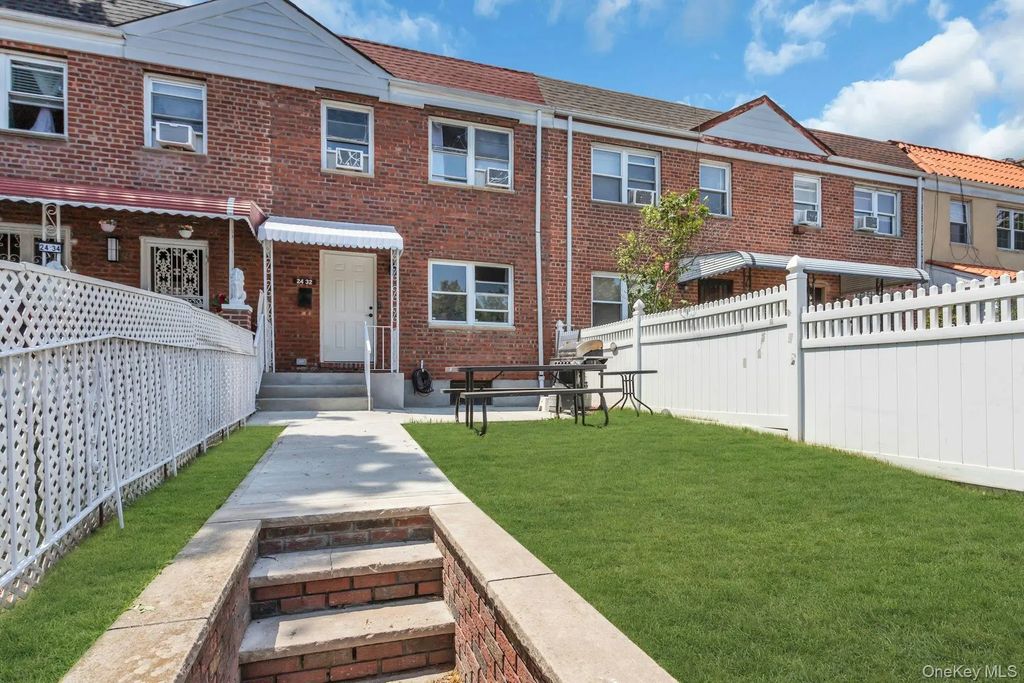 2432 87th Street, East Elmhurst
