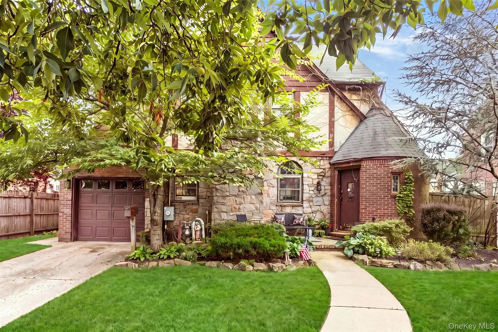 254 E Argyle Street, Valley Stream