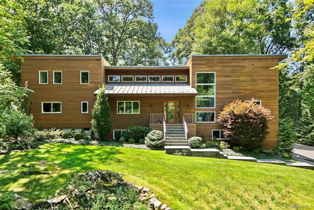 116 Davids Way, Bedford Hills