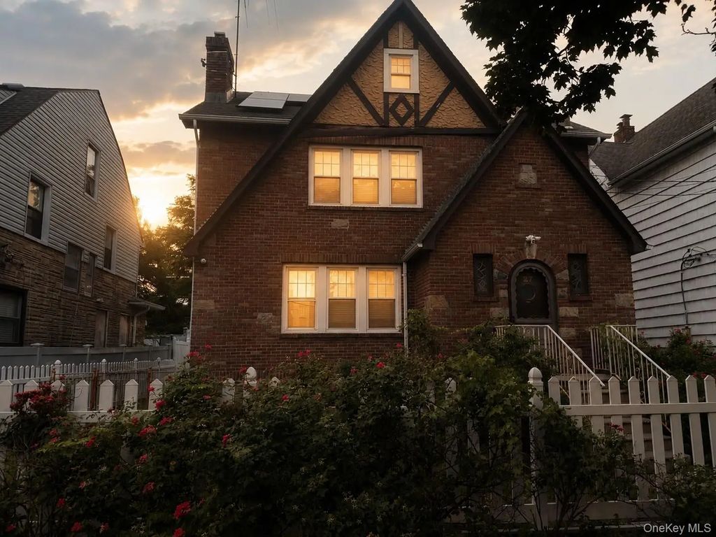 27 Leonard Place, Yonkers