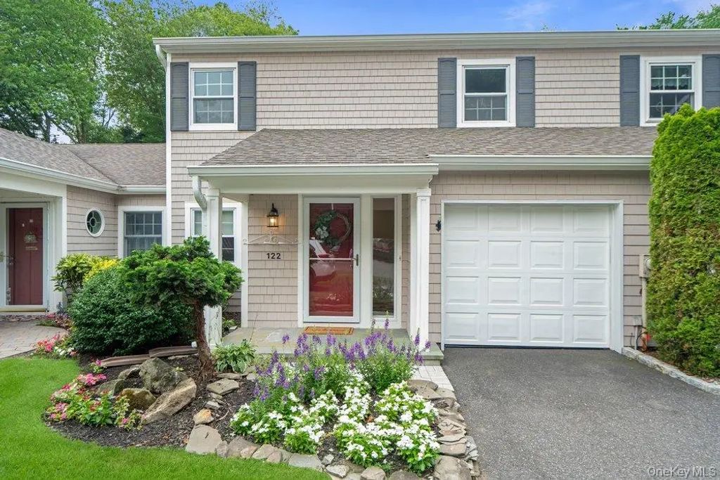 122 Corral Lane, Bay Shore